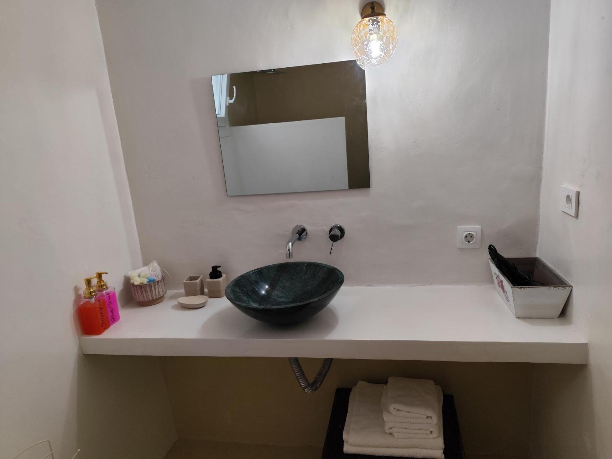 Suite Diminutif 2 Adamantas  Luaran gambar